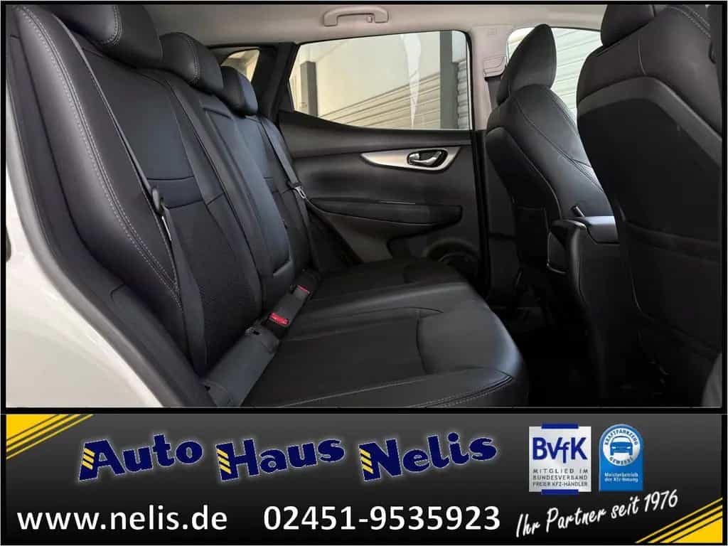 Nissan Qashqai 1,3 DIG-T DCT Tekna 4x2 Keyless LED Navi 01/2019-photo-22