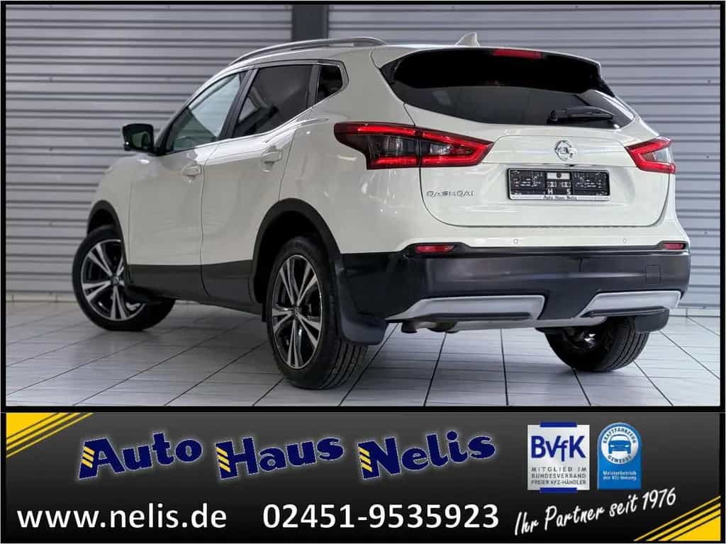 Nissan Qashqai 1,3 DIG-T DCT Tekna 4x2 Keyless LED Navi 01/2019-photo-4