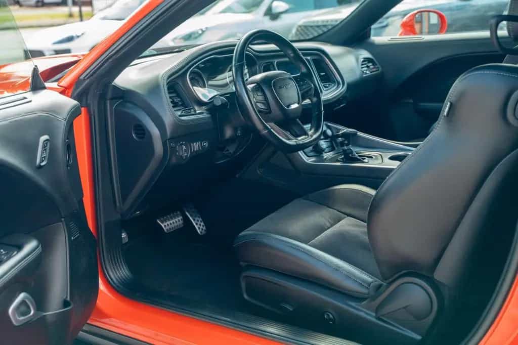 Dodge Challenger SRT 6.4/Scat-Pack/BREMBO/CarPlay/LHZ/ 09/2021-photo-18