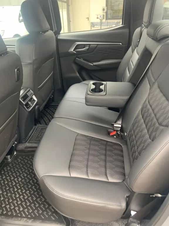 Isuzu D-Max Double Cab 4WD LSE Facelift Modell 24/25 null-photo-13