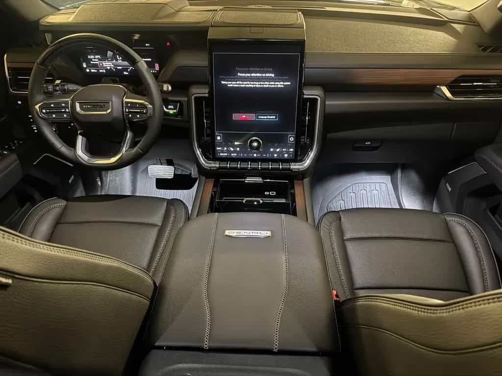 GMC Yukon DENALI XL TURBO+DIESEL+NEW+305HP+FULL null-photo-23