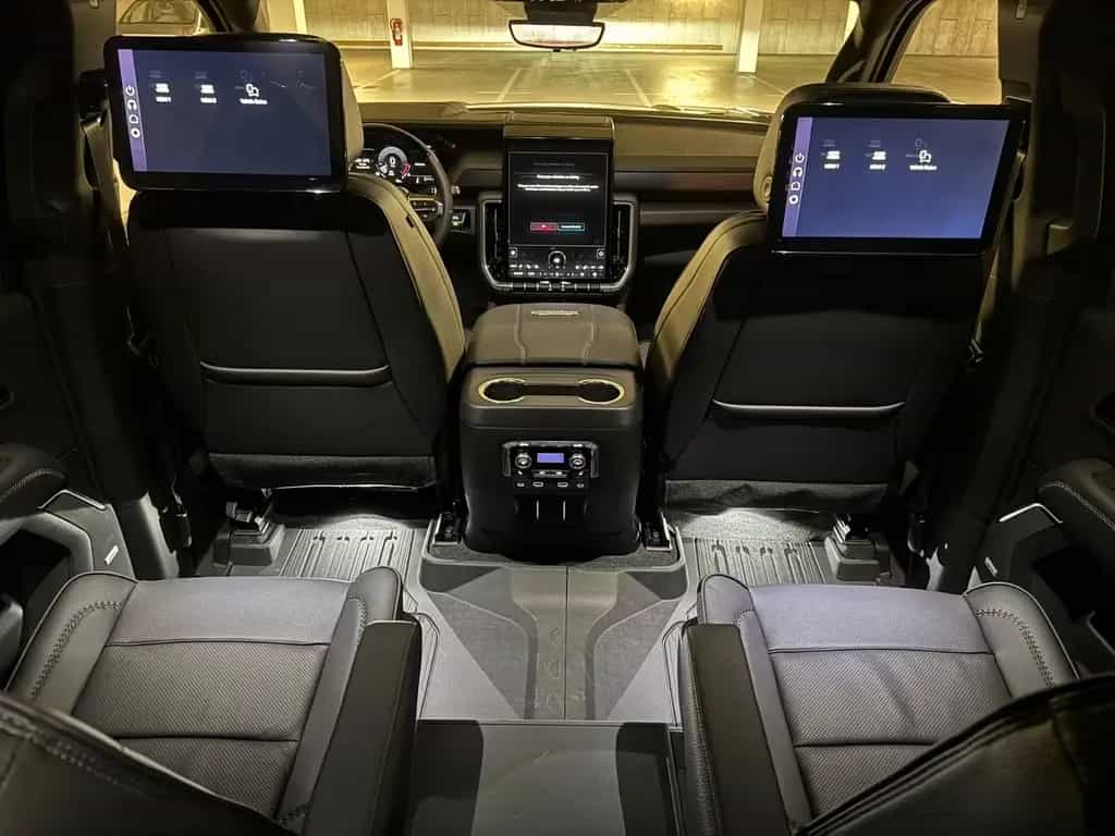 GMC Yukon DENALI XL TURBO+DIESEL+NEW+305HP+FULL null-photo-28