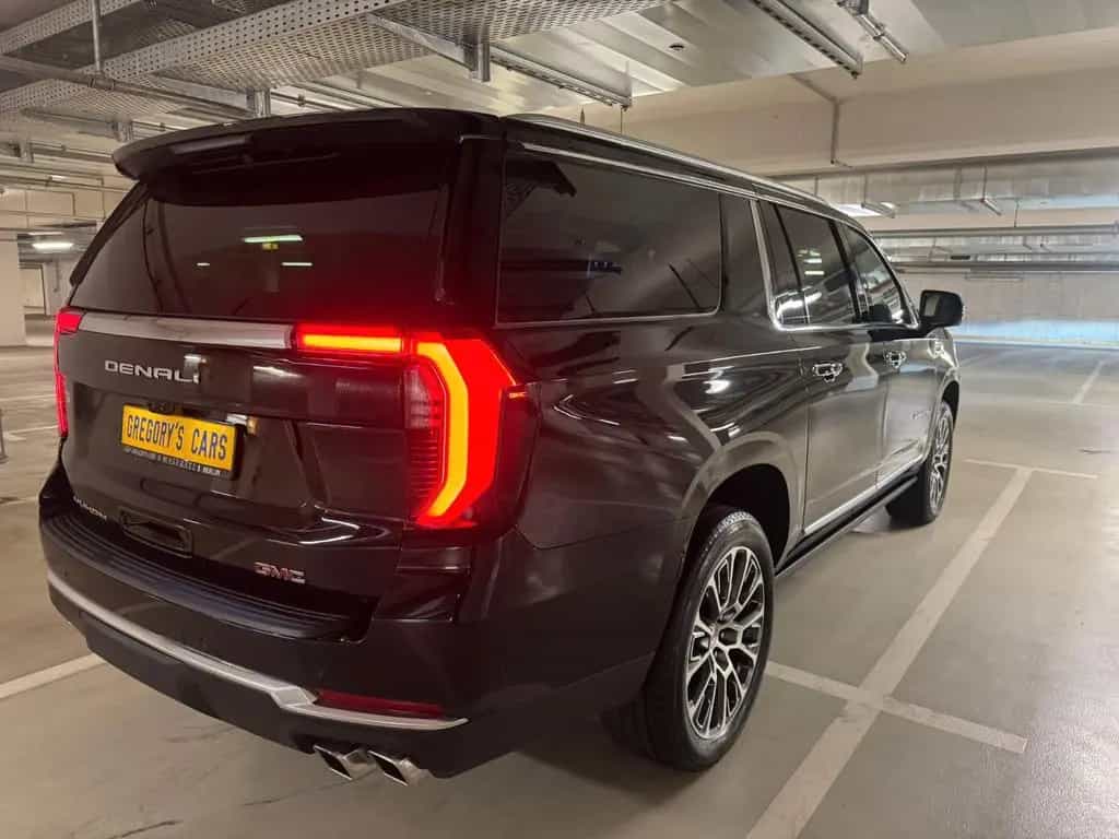 GMC Yukon DENALI XL TURBO+DIESEL+NEW+305HP+FULL null-photo-9