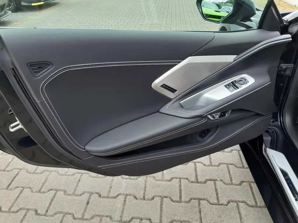 Corvette C8 Coupe 6,2 V8 3LT |Competition|Frontlift|EU 08/2025-photo-6