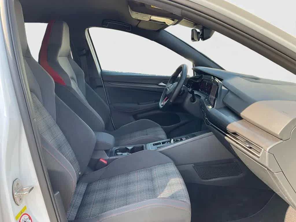 Volkswagen Golf VIII GTI 2.0 TSI DSG Kamera Navi SHZ 04/2022-photo-14