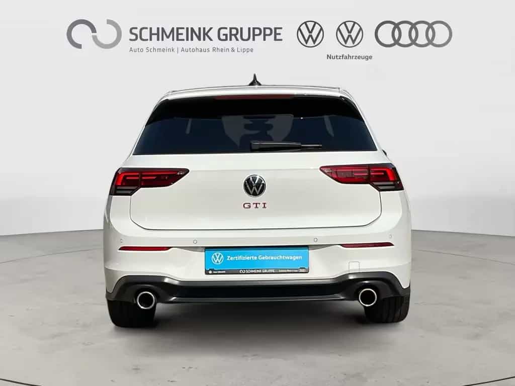 Volkswagen Golf VIII GTI 2.0 TSI DSG Kamera Navi SHZ 04/2022-photo-3