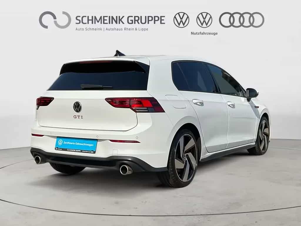 Volkswagen Golf VIII GTI 2.0 TSI DSG Kamera Navi SHZ 04/2022-photo-4