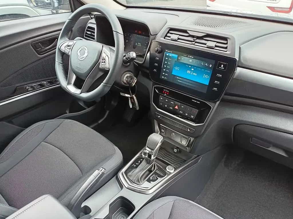 KGM Tivoli 1.5 NOMAD+AUTOMATIK+LM FELGEN+ANDROID++++ null-photo-25