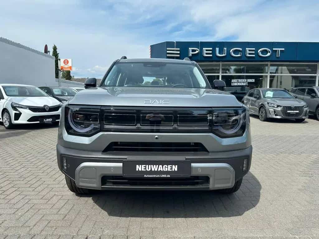 BAIC Alle FARBEN/ BJ30 4WD HEV AUTOM/PANO/LED/360°/KA null-photo-1