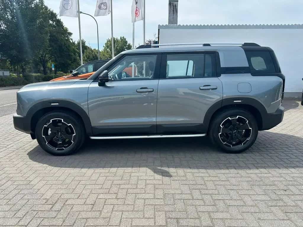 BAIC Alle FARBEN/ BJ30 4WD HEV AUTOM/PANO/LED/360°/KA null-photo-2