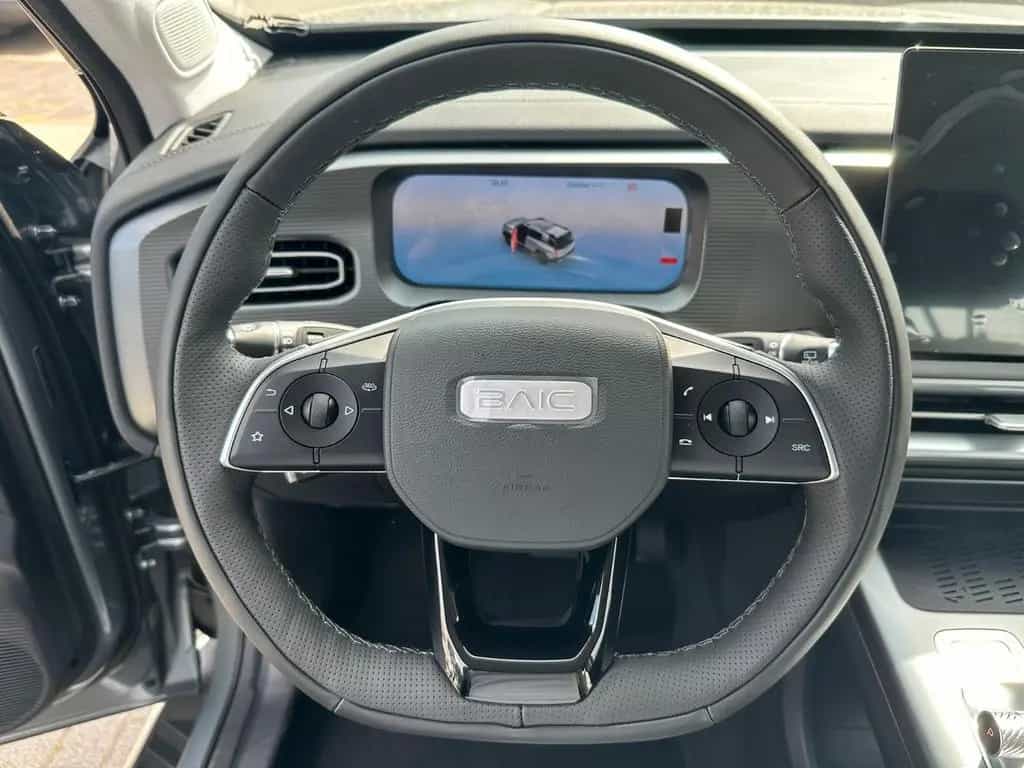 BAIC Alle FARBEN/ BJ30 4WD HEV AUTOM/PANO/LED/360°/KA null-photo-9