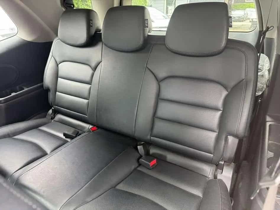 Ssangyong Rodius nur 108TKM-7 Sitzer-Leder-Kamera-Automati 07/2017-photo-12