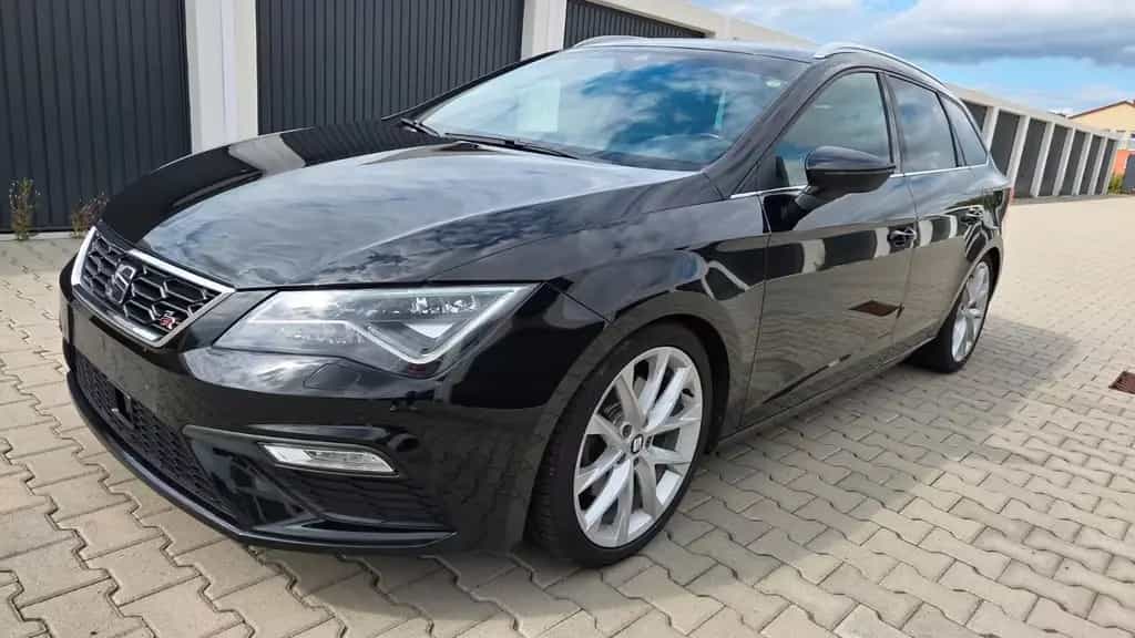 Seat Leon ST 2.0 FR Leder PANORAMA LED 11/2018-photo-0