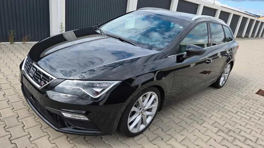 Seat Leon ST 2.0 FR Leder PANORAMA LED 11/2018-photo-1