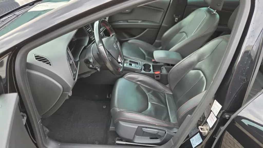 Seat Leon ST 2.0 FR Leder PANORAMA LED 11/2018-photo-10