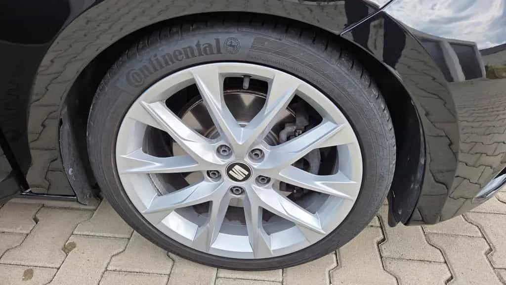 Seat Leon ST 2.0 FR Leder PANORAMA LED 11/2018-photo-8