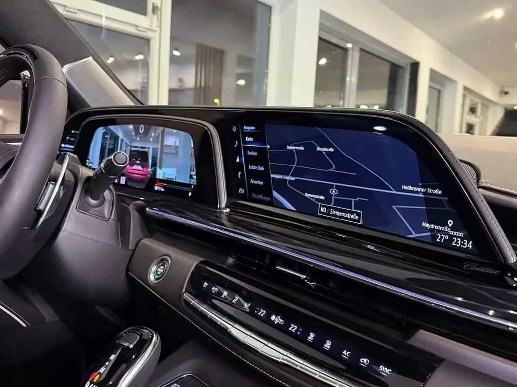 Cadillac Escalade V-Series 2024|6.2 V8 Supercharged|682PS null-photo-13
