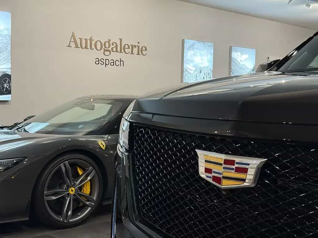 Cadillac Escalade V-Series 2024|6.2 V8 Supercharged|682PS null-photo-2