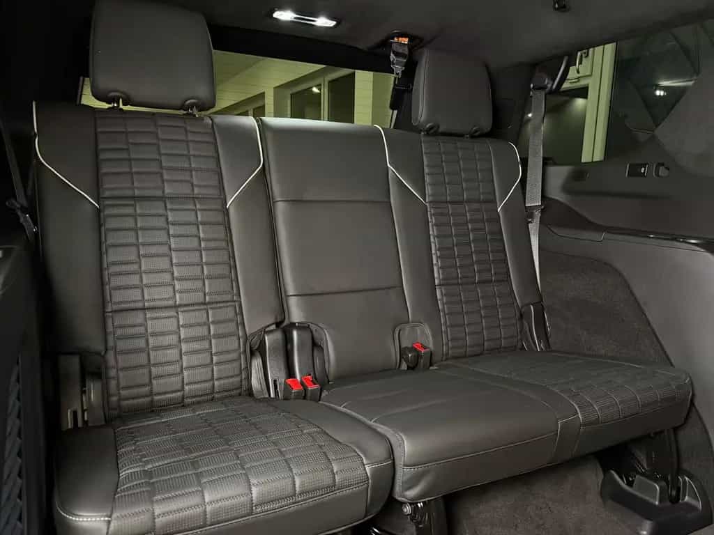 Cadillac Escalade V-Series 2024|6.2 V8 Supercharged|682PS null-photo-24