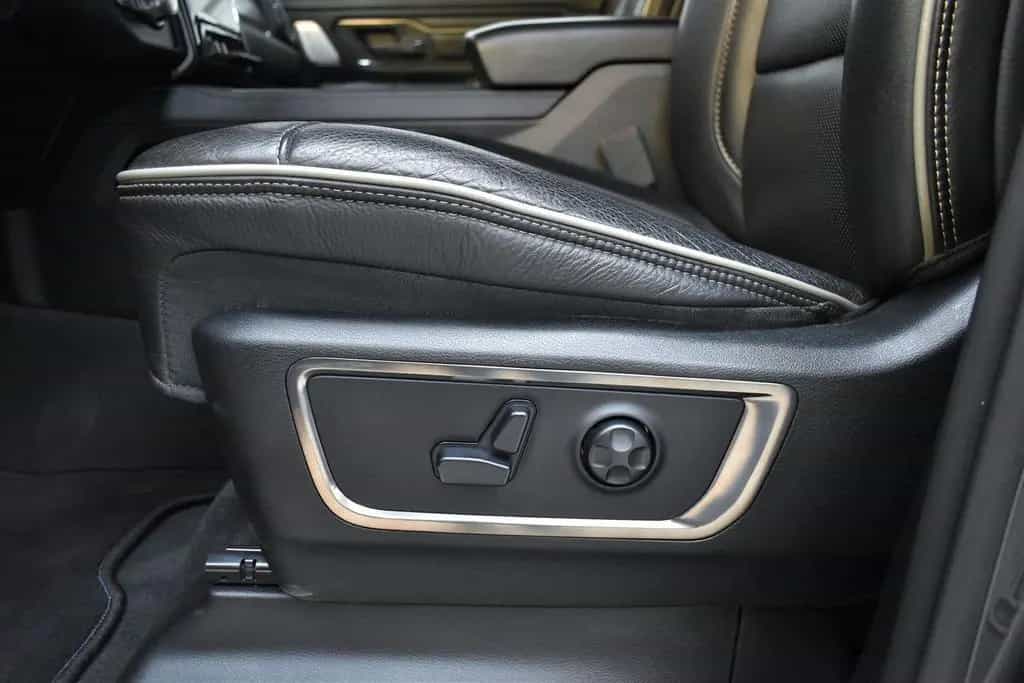 Dodge RAM 3.0 CRD Limited PANO*LUFT*LED*H&K*SITZBELÜFT 11/2020-photo-17
