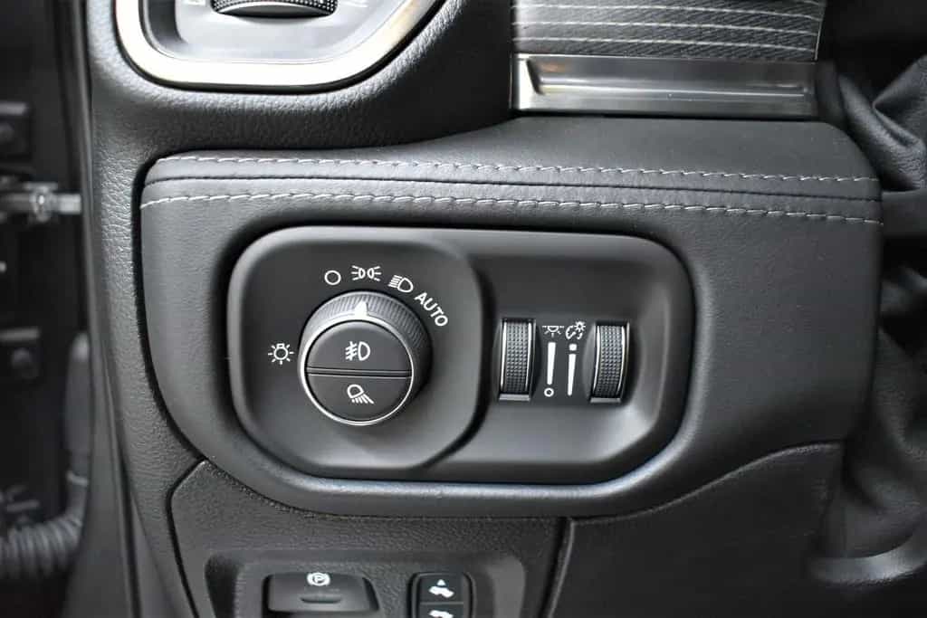 Dodge RAM 3.0 CRD Limited PANO*LUFT*LED*H&K*SITZBELÜFT 11/2020-photo-24