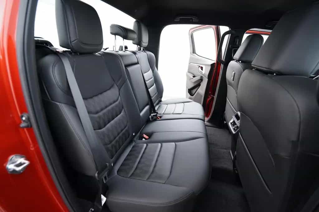 Isuzu D-Max Double Cab 4x4 LSE Pick-Up ISUZU Händler null-photo-13