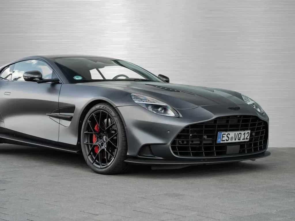 Aston Martin Vanquish Vorführwagen 01/2025-photo-16