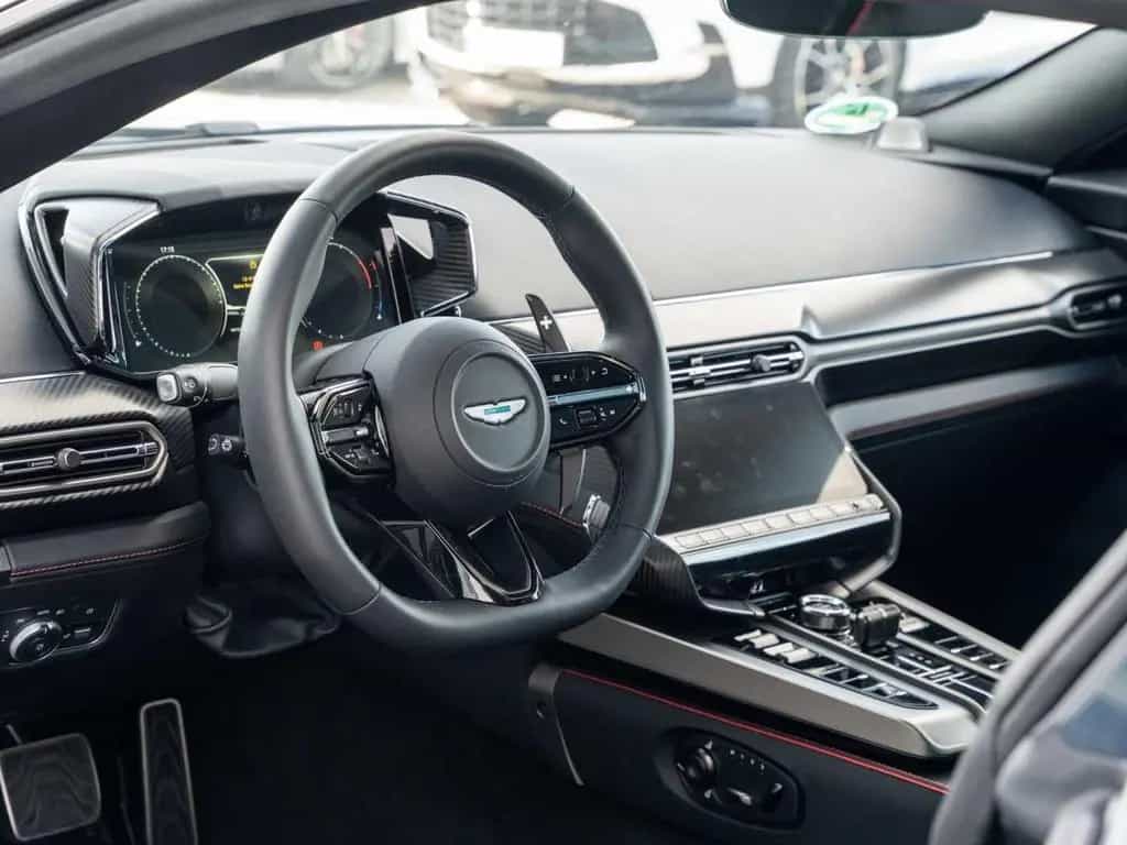Aston Martin Vanquish Vorführwagen 01/2025-photo-26