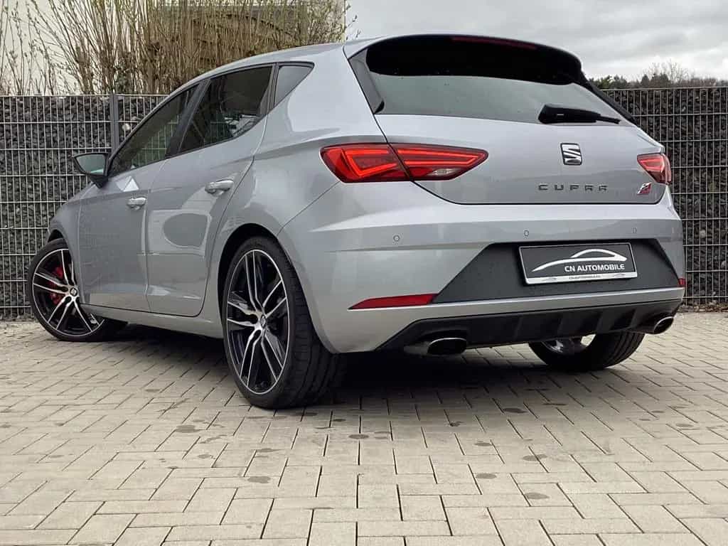 Seat Leon Cupra 300 DSG LED Navi 04/2018-photo-11