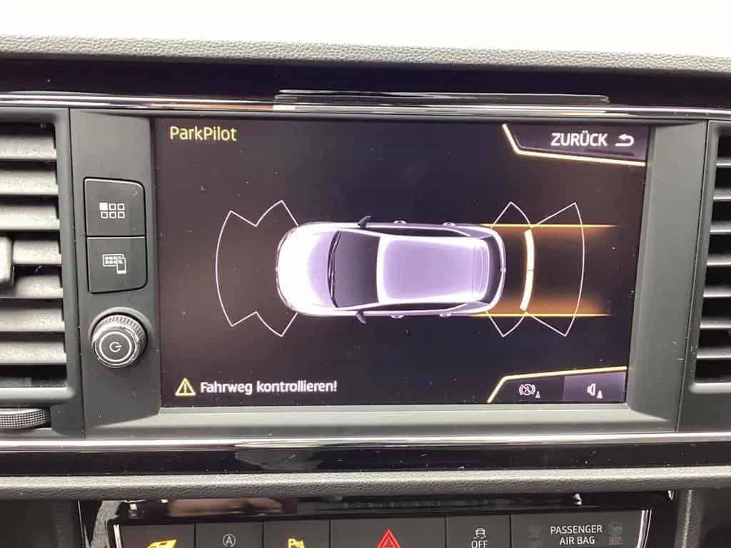 Seat Leon Cupra 300 DSG LED Navi 04/2018-photo-23