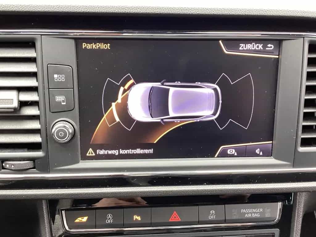Seat Leon Cupra 300 DSG LED Navi 04/2018-photo-24