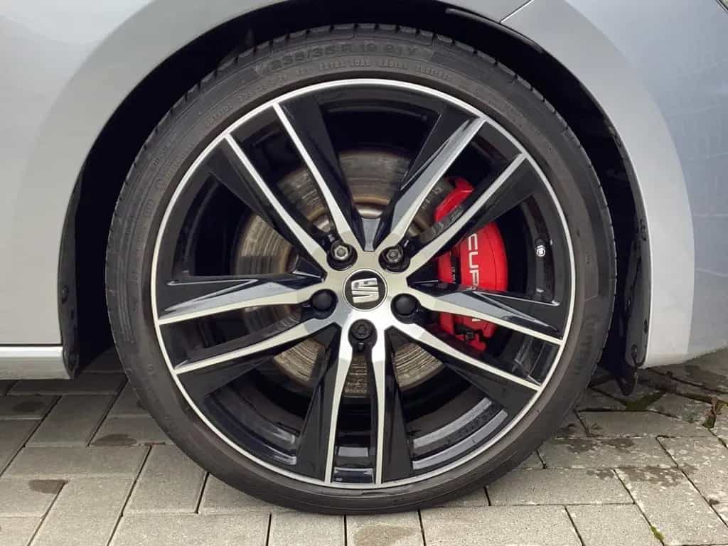 Seat Leon Cupra 300 DSG LED Navi 04/2018-photo-32
