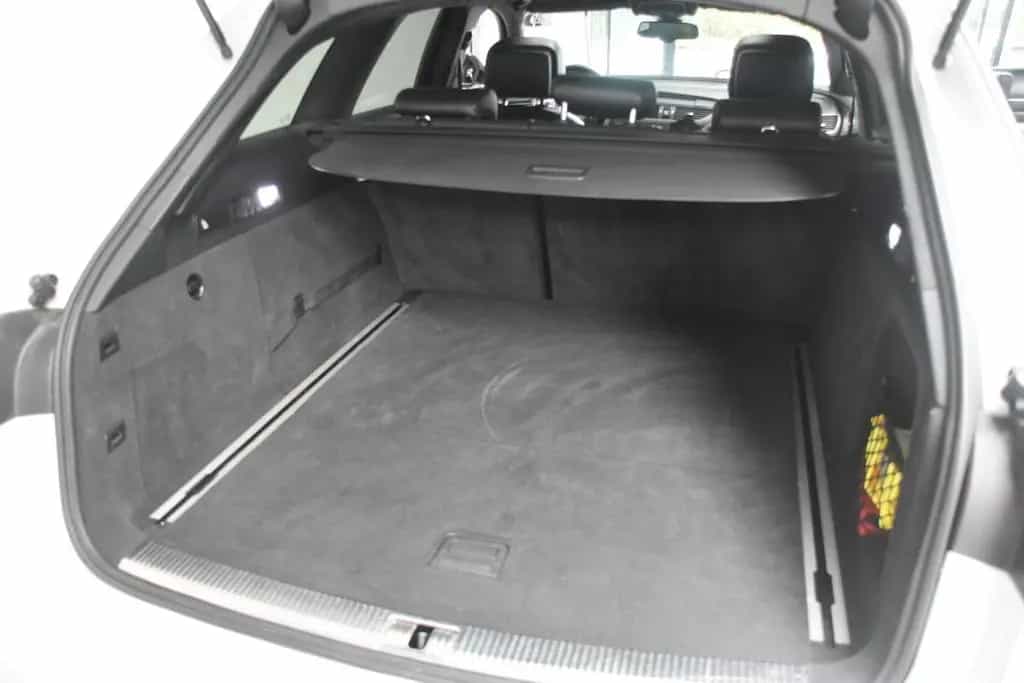 Audi A6 Avant 3.0 TDI Clean MLED Navi Leder SHZ PDC 10/2017-photo-5