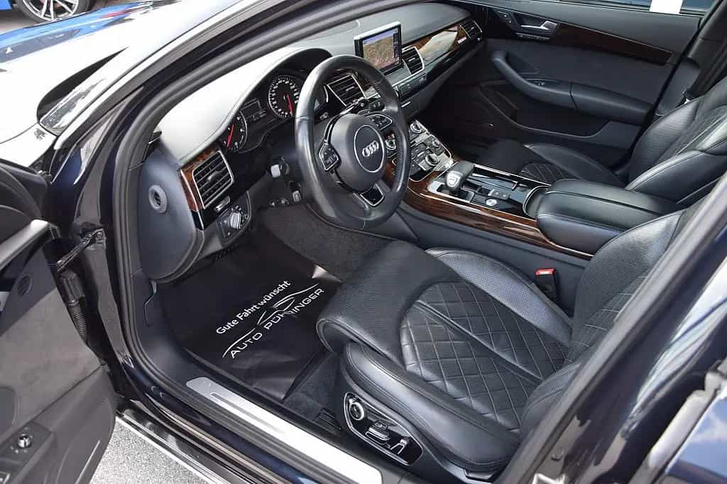 Audi A8 3,0 TDI clean Diesel quattro Tiptronic 08/2019-photo-2