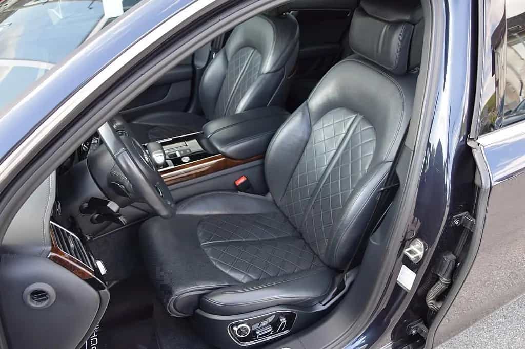 Audi A8 3,0 TDI clean Diesel quattro Tiptronic 08/2019-photo-4