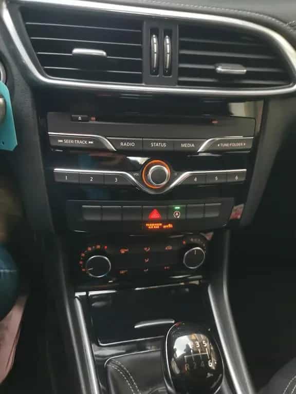 Infiniti Q30 1.5 diesel 110 cv PREMIUM FULL 04/2016-photo-11