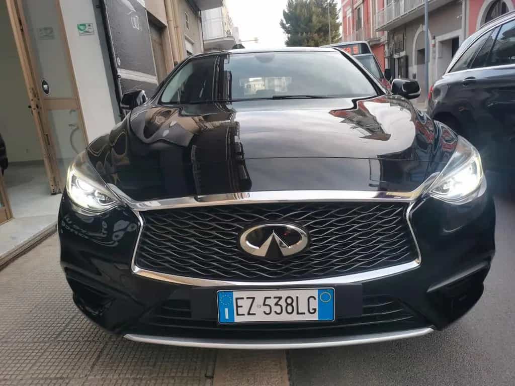 Infiniti Q30 1.5 diesel 110 cv PREMIUM FULL 04/2016-photo-6