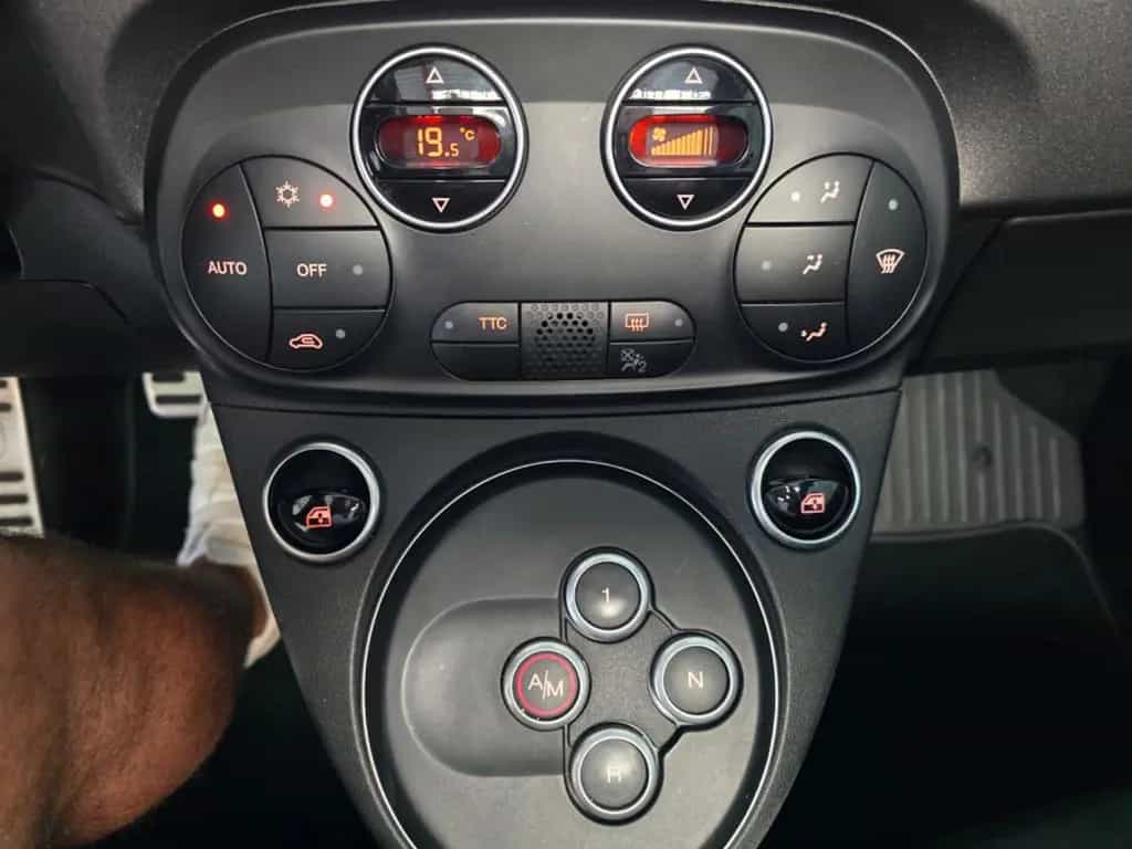 Abarth 595C Competizione Cabrio Auto Edition70 Saltbelt 03/2020-photo-16