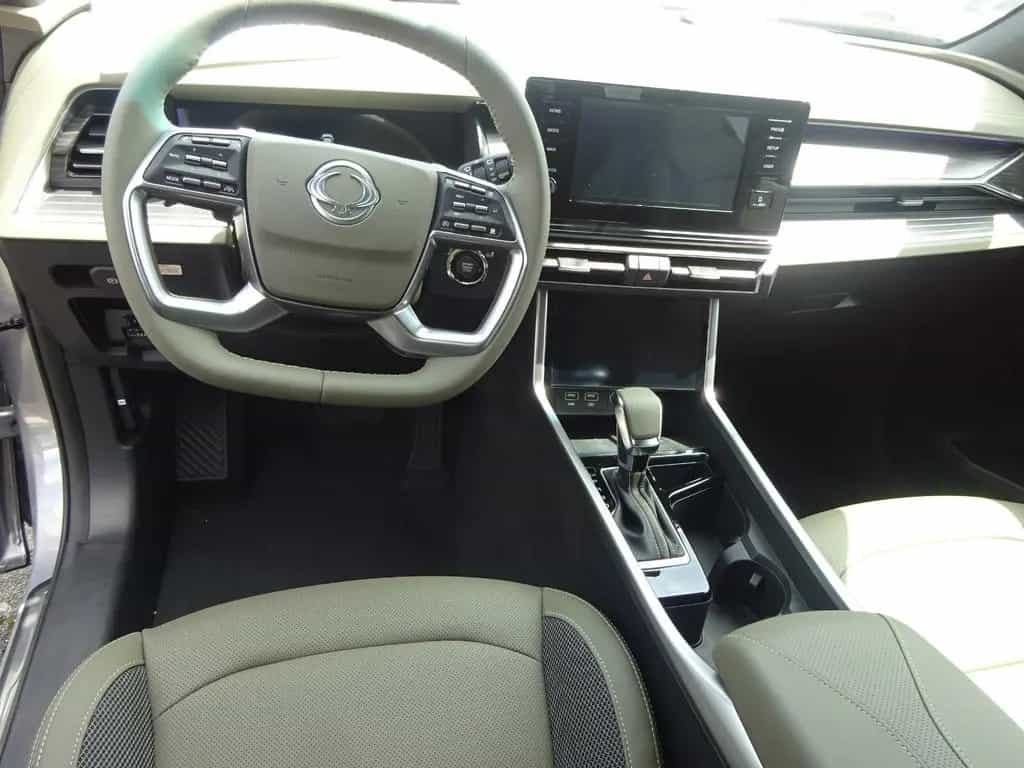 KGM SsangYong Torres 1.5 2WD AT Forest Edition 11/2024-photo-6