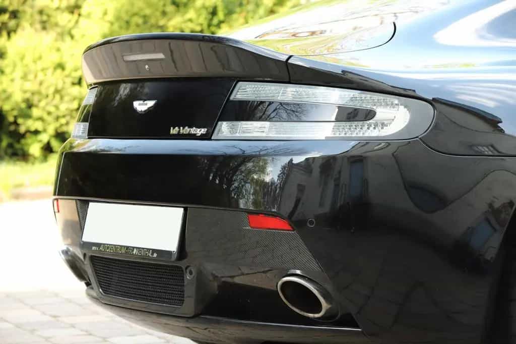 Aston Martin V12 Vantage - aus priv. Sammlung - Inspektion NE 10/2009-photo-5