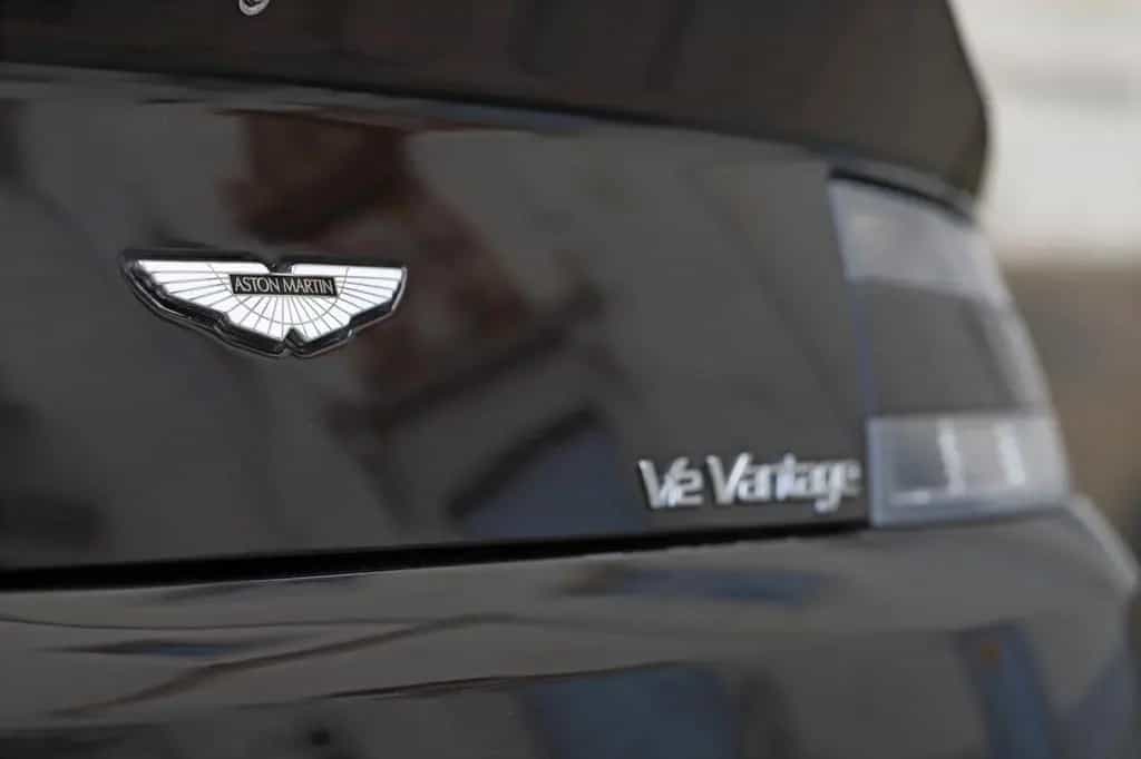 Aston Martin V12 Vantage - aus priv. Sammlung - Inspektion NE 10/2009-photo-7