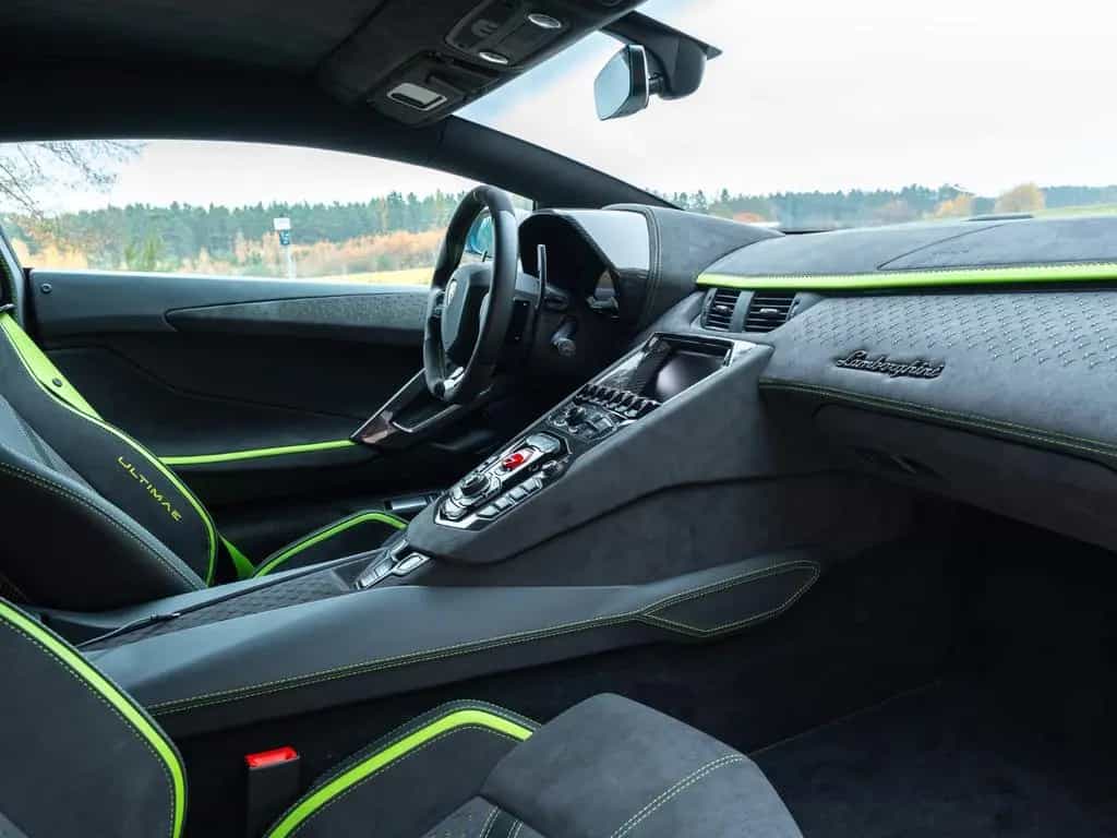 Lamborghini Aventador 04/2022-photo-10