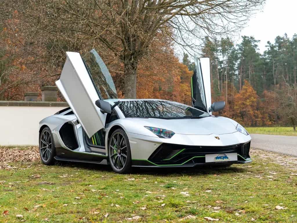 Lamborghini Aventador 04/2022-photo-2