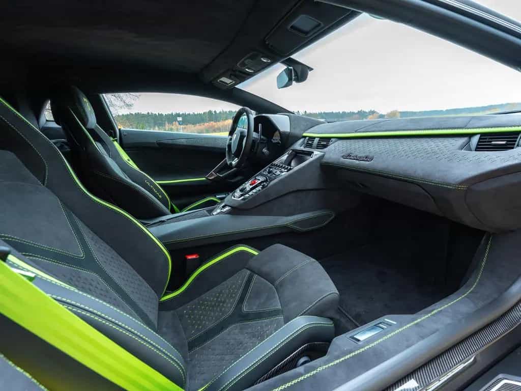 Lamborghini Aventador 04/2022-photo-9
