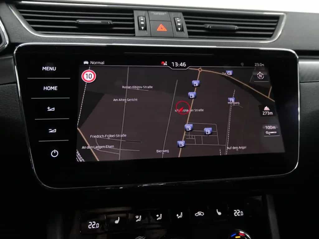 Skoda Superb Combi Sportl DSG/PANO/STANDHZG/AHK/U-FREI 11/2019-photo-14