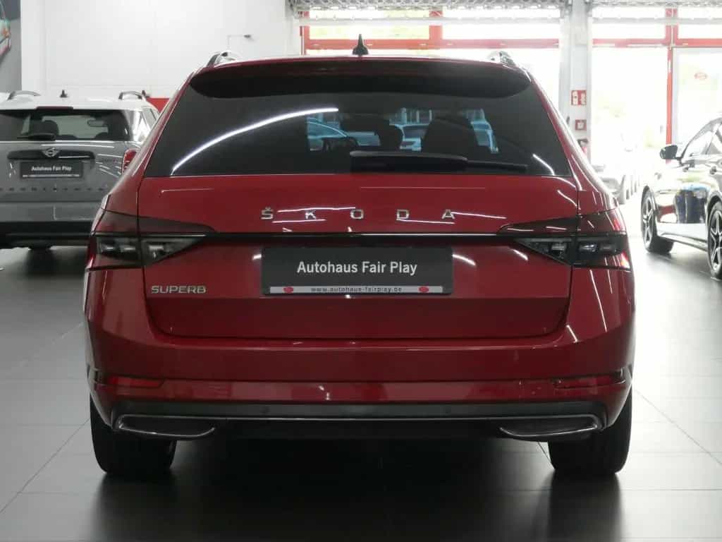 Skoda Superb Combi Sportl DSG/PANO/STANDHZG/AHK/U-FREI 11/2019-photo-4