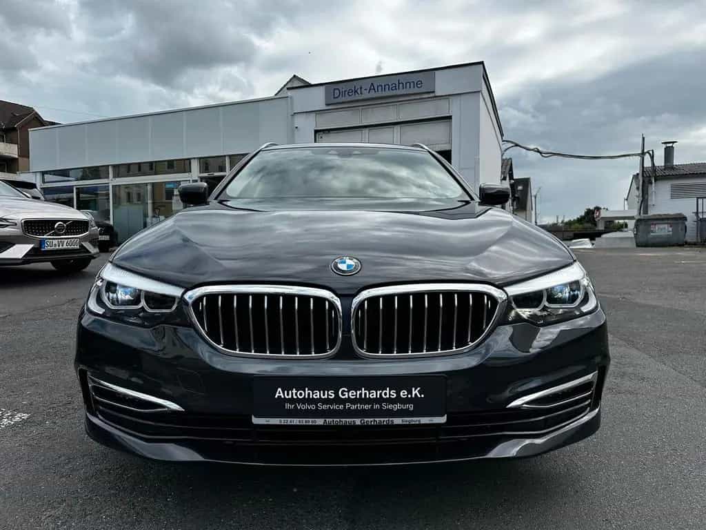BMW 5 Series 520i Touring Luxury Line HiFi, Kamera, Keyless 12/2019-photo-1