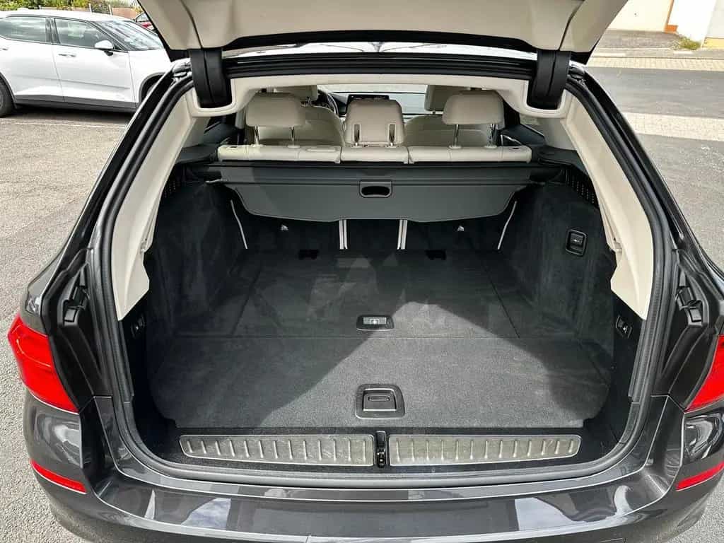 BMW 5 Series 520i Touring Luxury Line HiFi, Kamera, Keyless 12/2019-photo-11