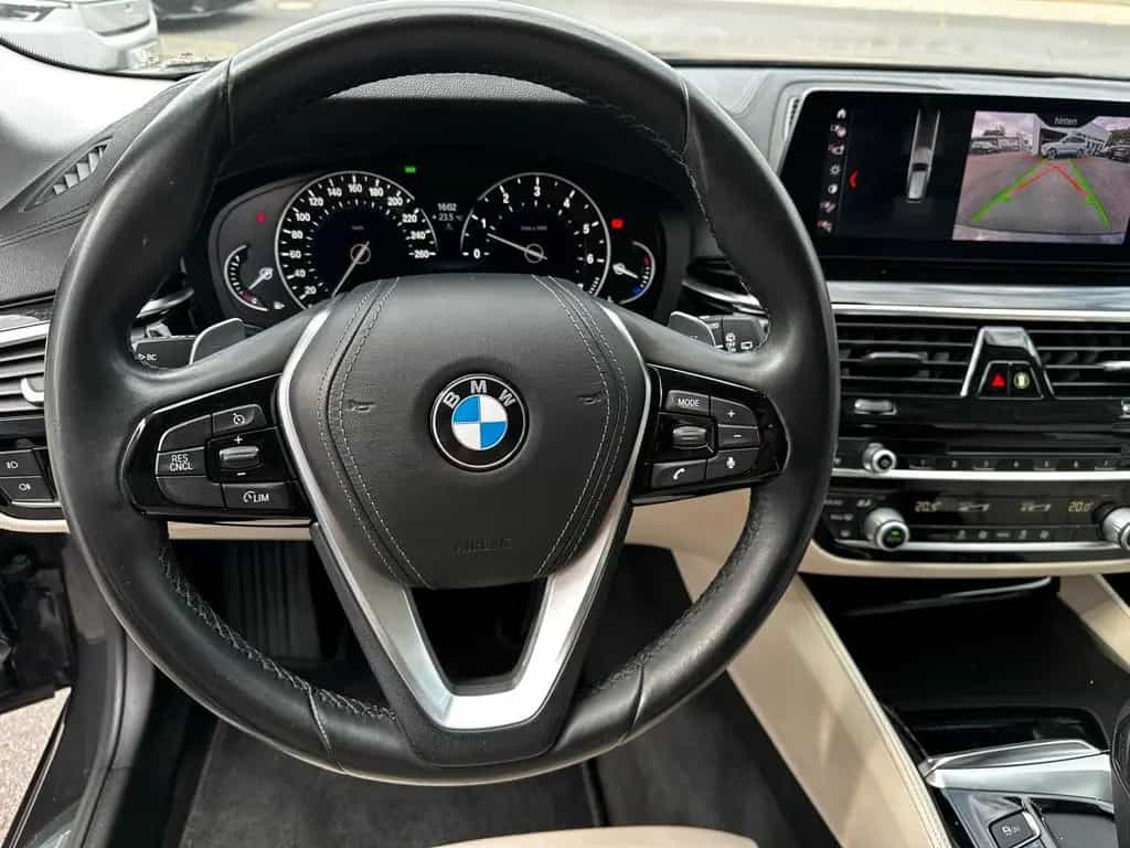 BMW 5 Series 520i Touring Luxury Line HiFi, Kamera, Keyless 12/2019-photo-21