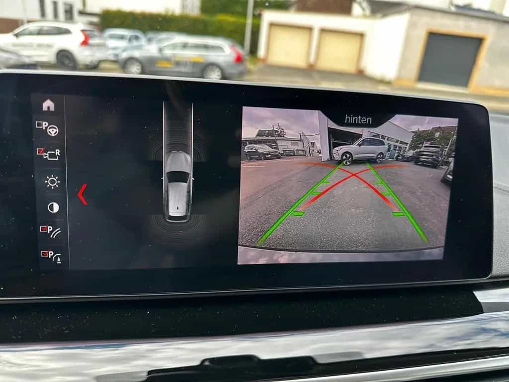 BMW 5 Series 520i Touring Luxury Line HiFi, Kamera, Keyless 12/2019-photo-24